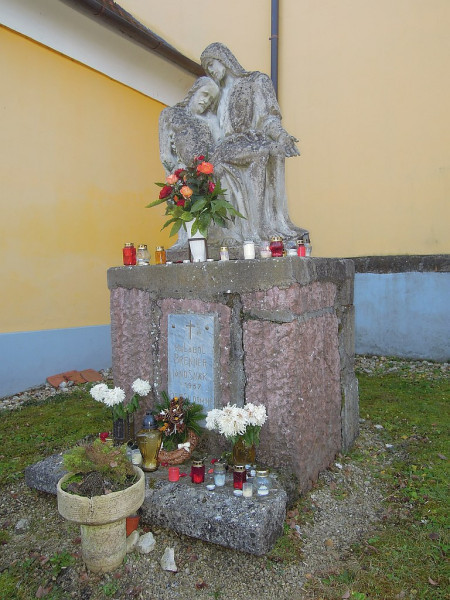 sztg-pieta-01
